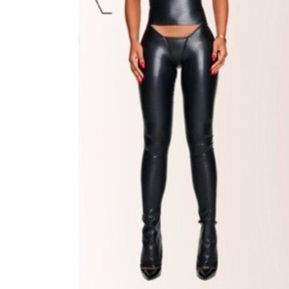 Coucoo Black Faux Leather Pants Karakoram Trouser V-Cut Front Size L
